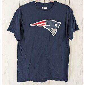 NFL Team Apparel Size Large Blue Patriots Graphic Short Sleeve Womens Top